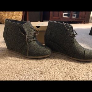 Toms ankle boots